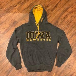Mens M Iowa Hawkeyes hoodie